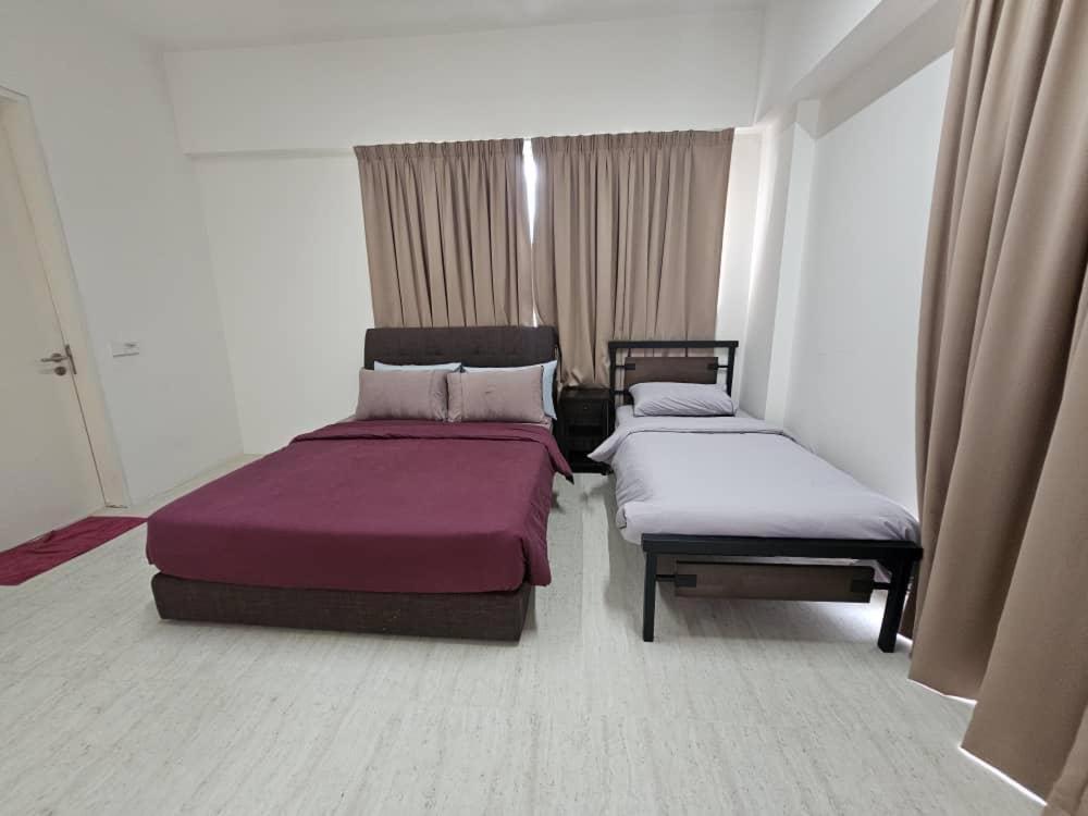 By The Sea@ Cozy Beachfront Apartemen *